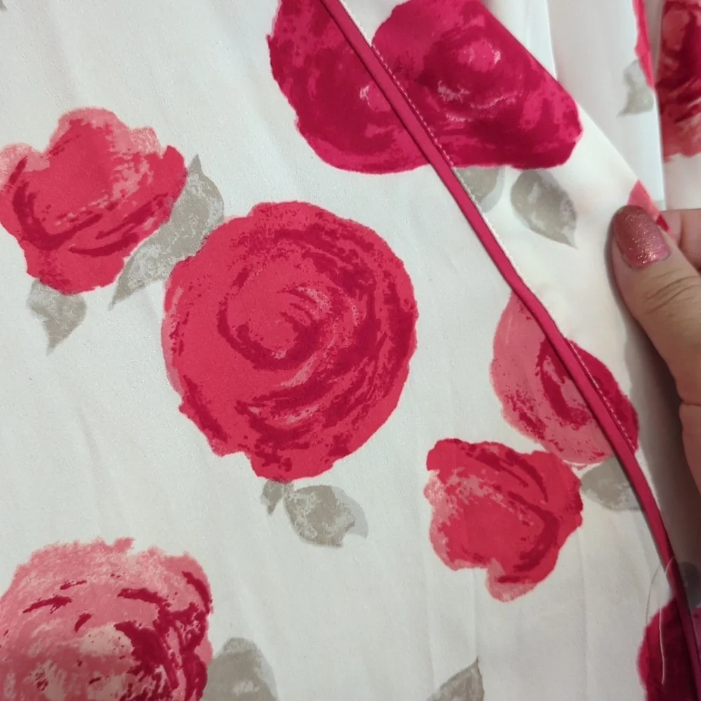 Kate Spade Dream a Little Dream Bella Rose short length robe
